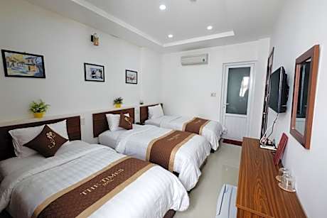 Triple Room with View