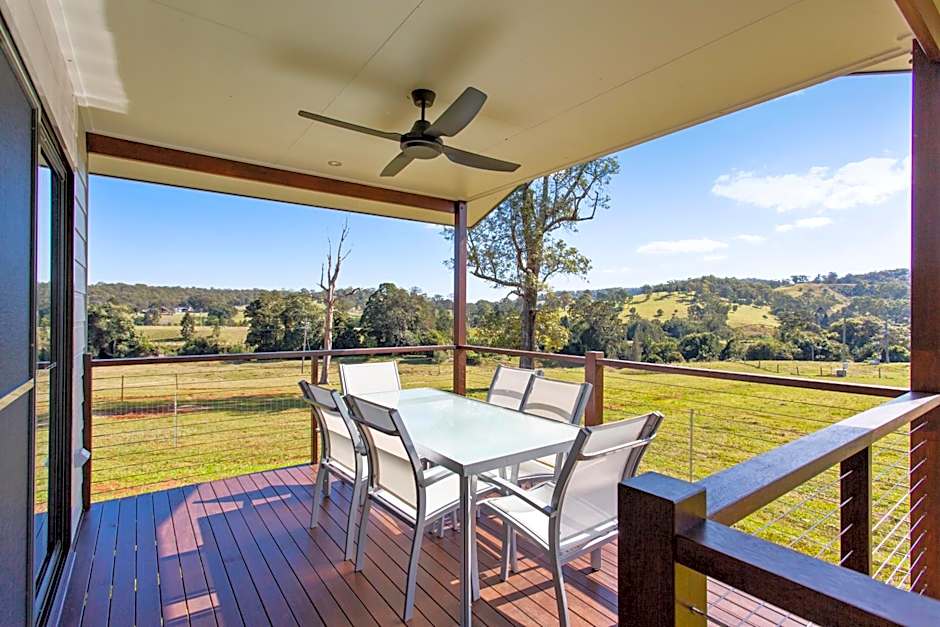 Valley Cabins By The Creek