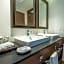 Square Small Luxury Hotel