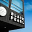 Black Pearl Apartment Hotel
