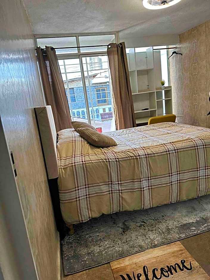 Casa Vázquez , "Como en casa" , hospédate con nosotros y recibirás una atención personalizada, servicio y confort nos distingue.