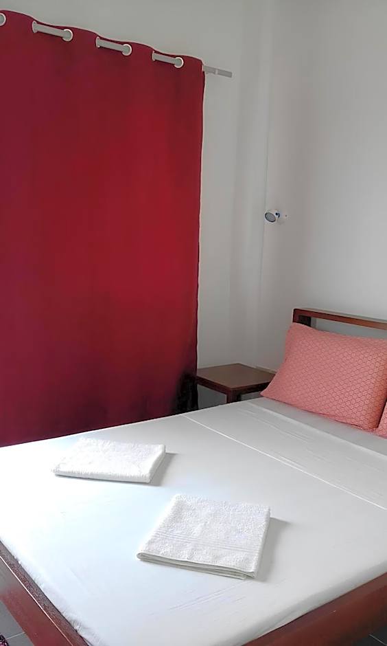 Photo 1 of 5 of Standard 1 Queen Bed