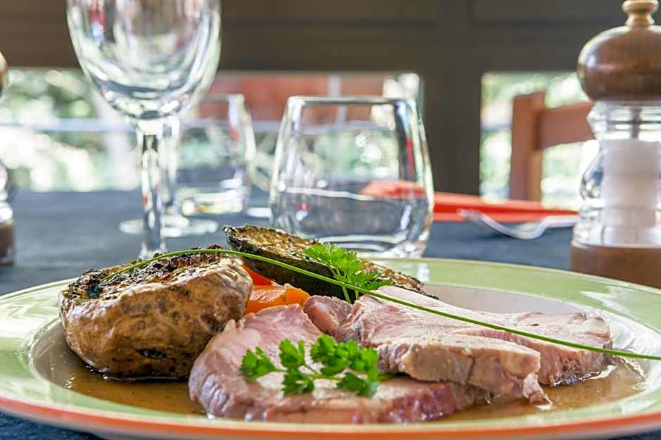 Logis Des Rives De L'Arzon