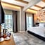 Isola 12 Hotel