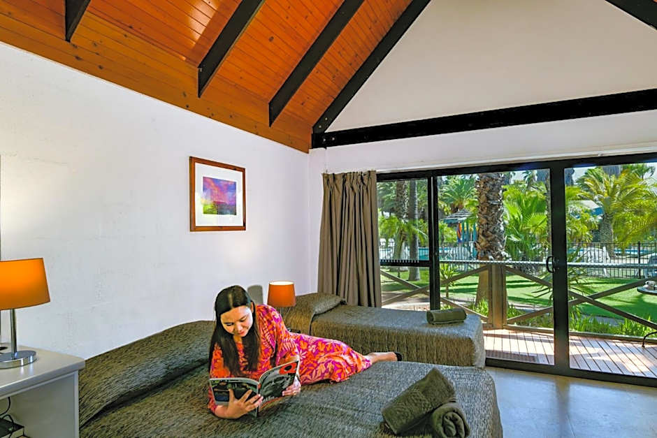 Desert Palms Alice Springs