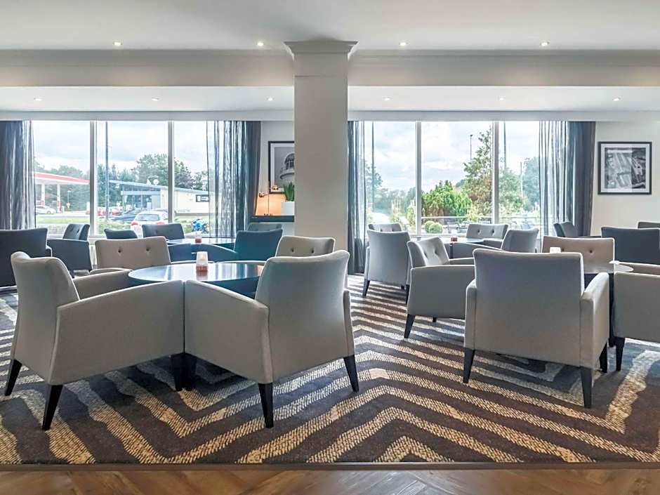 Garner Hotel Preston Samlesbury By IHG