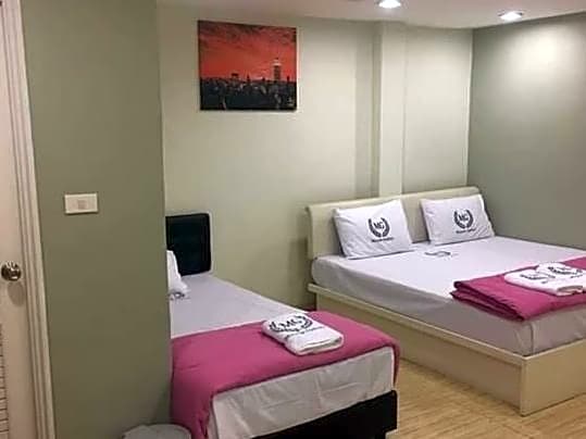 Miracle Gallery Hotel