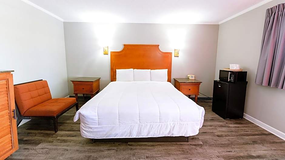 OAKS MOTEL GREENSBORO NC