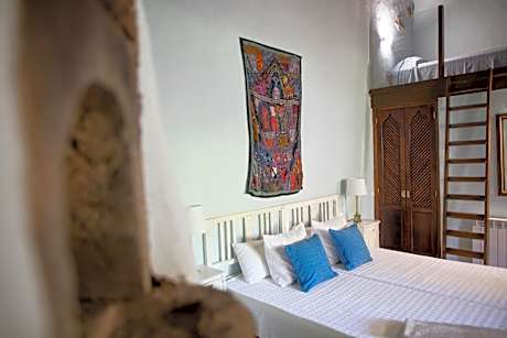 Classic Quadruple Room