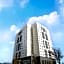 AM Hotel