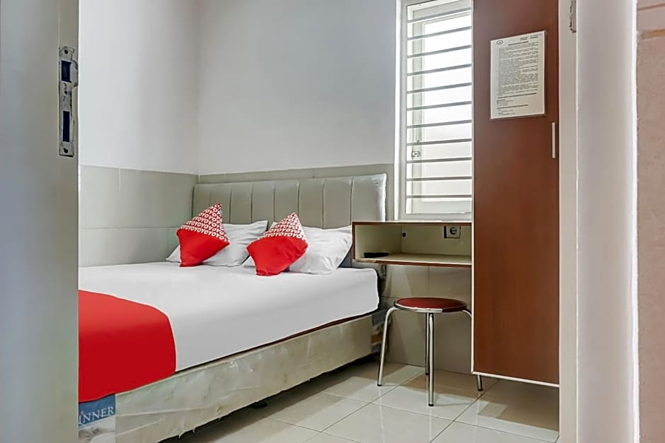 OYO 91316 Hh Guest House Makassar