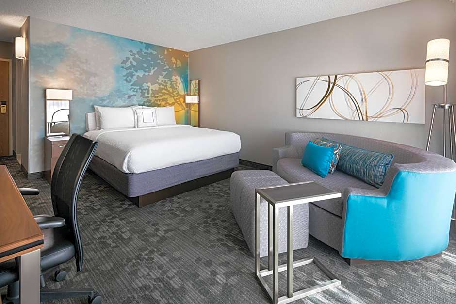 Courtyard by Marriott Las Vegas Convention Center