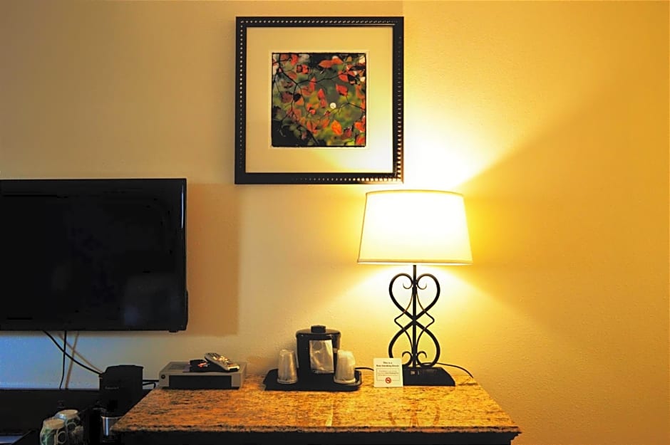GuestHouse Inn Enumclaw