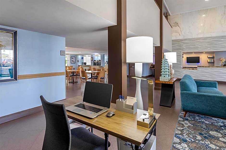 Best Western Palm Beach Lakes