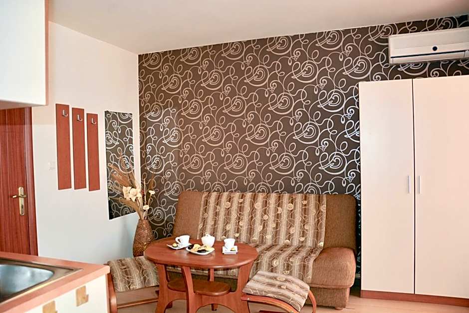 Rainbow 2 Holiday Complex