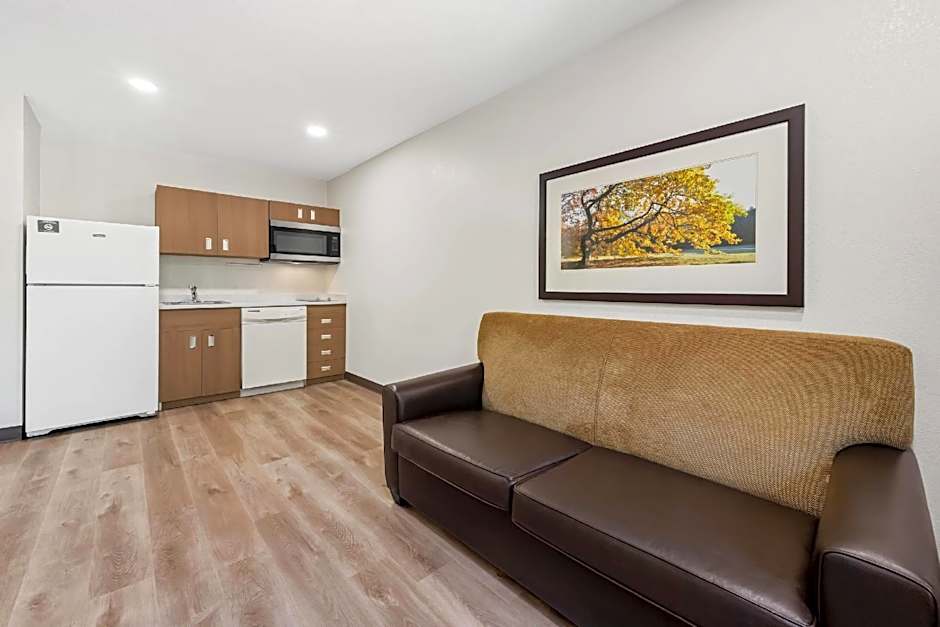 MainStay Suites Raleigh North