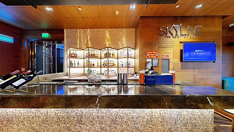 Radisson Blu Towers Kaushambi Delhi NCR