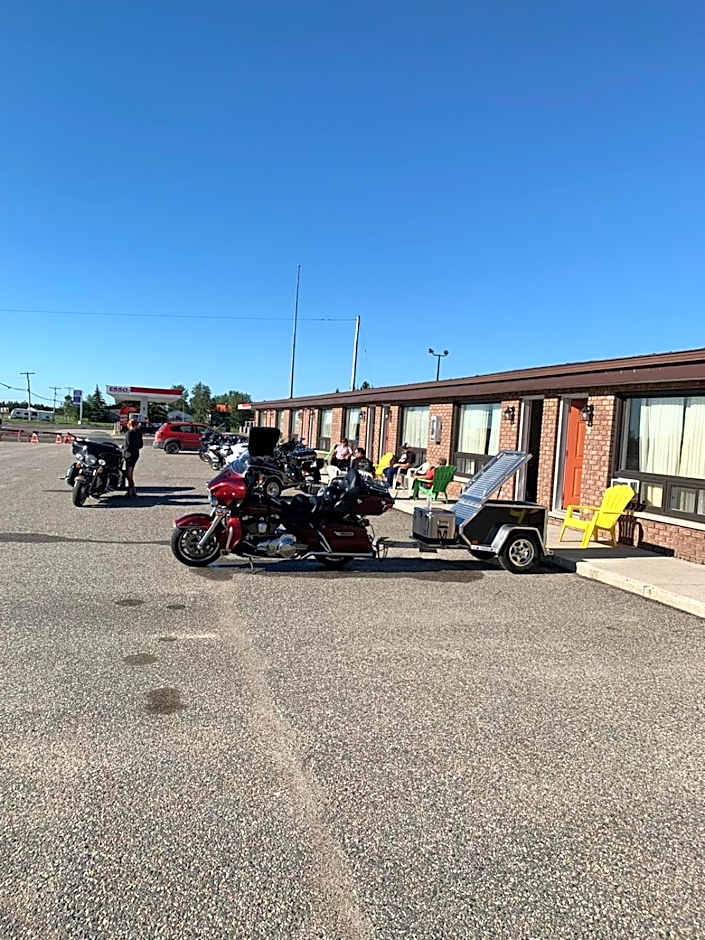 Travelodge by Wyndham Cochrane South