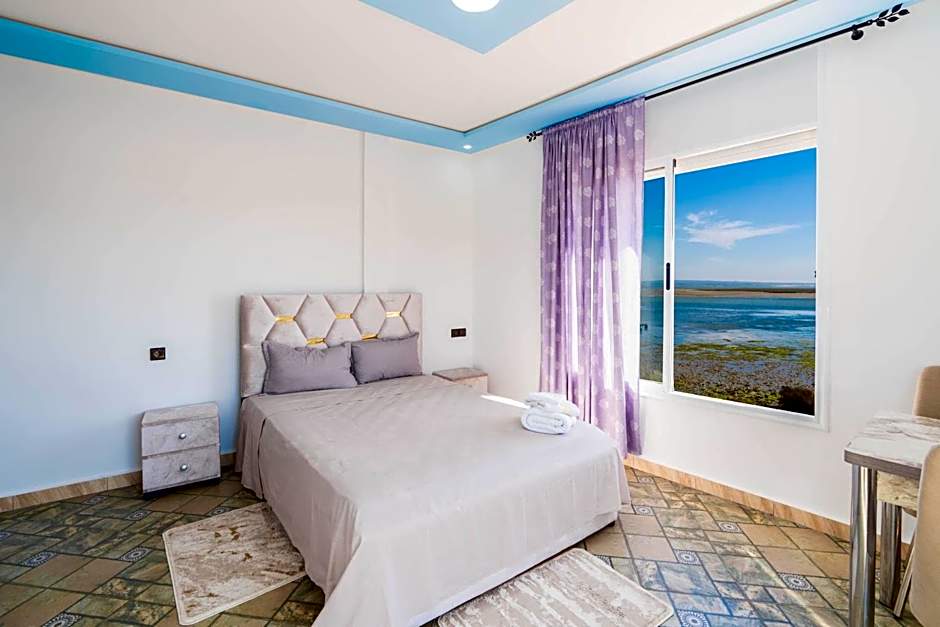 auberge Lacasa latifa vue sure mere moulay bousselham