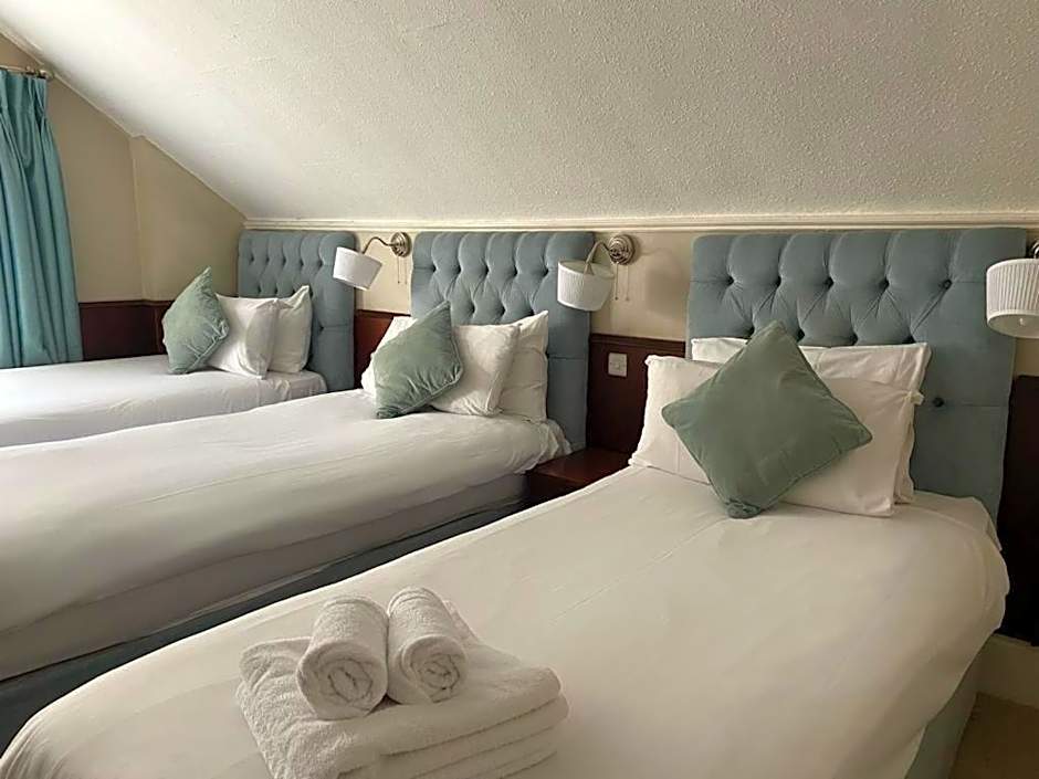Triple Room — 6 fotoğraftan 1. fotoğraf