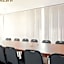 Travelbee Business Inn