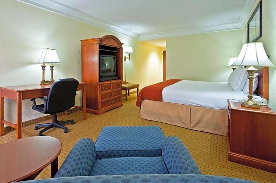 HOLIDAY INN EXPRESS RINGGOLD (CHATTANOOGA AREA) By IHG