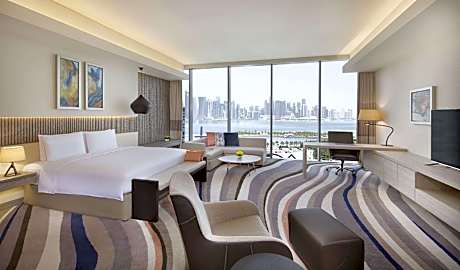 Presidential Suite With Sea And Skyline View