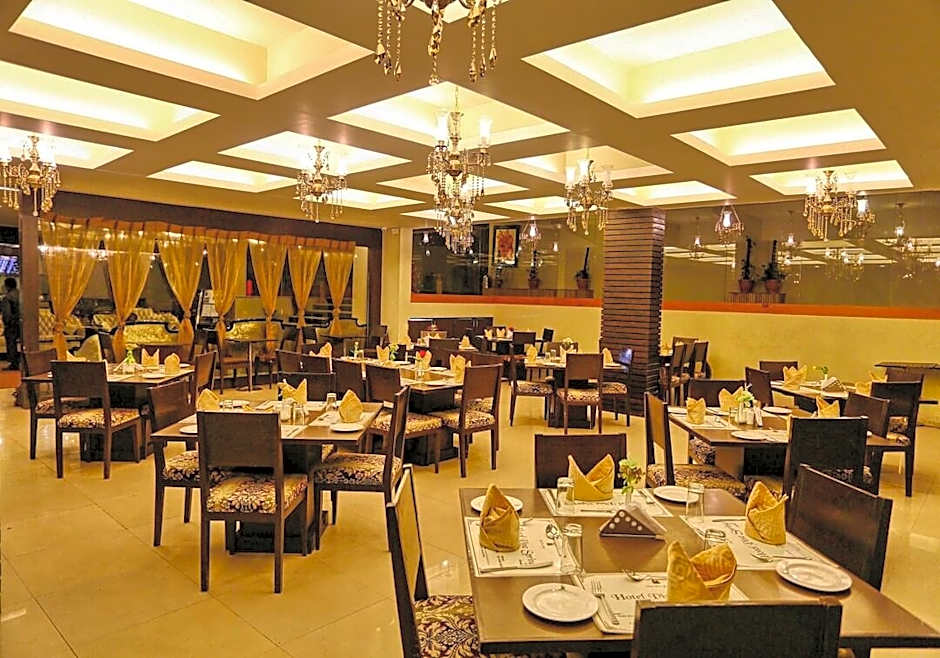 Hotel Pine Spring Pahalgam