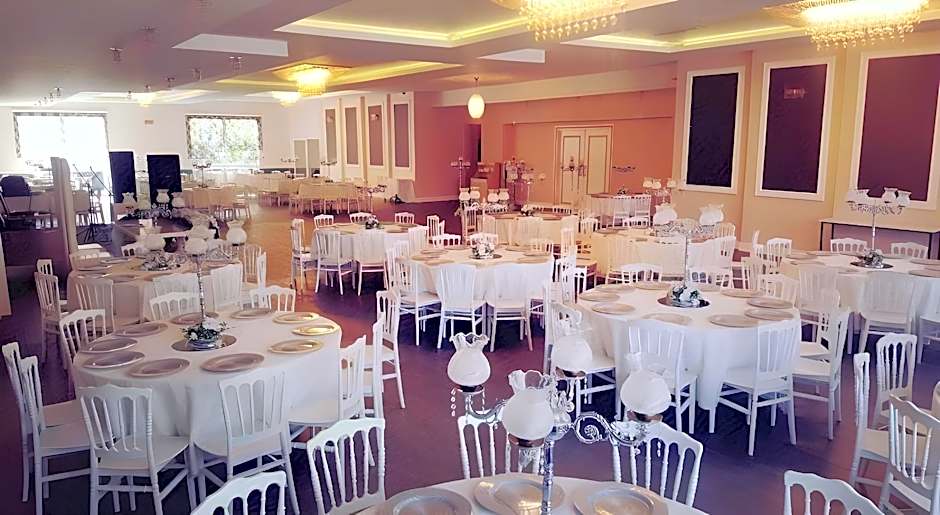 Dafne Hotel