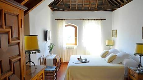 Deluxe Double or Twin Room with Alhambra View