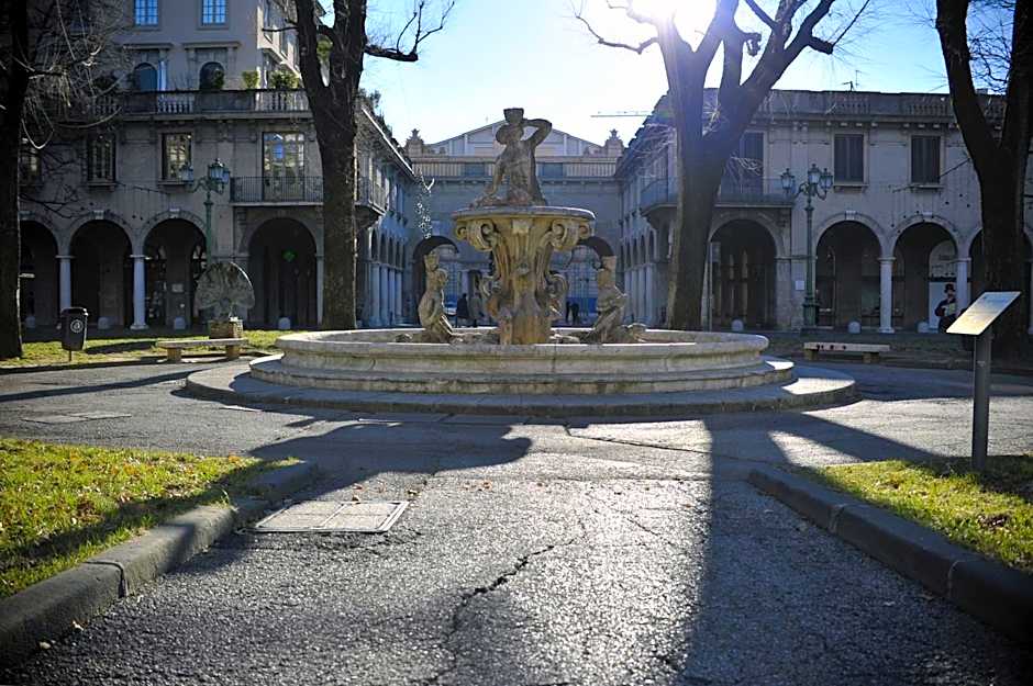 Bergamo Inn 43