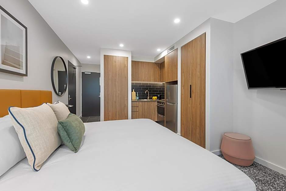 Punthill Essendon North