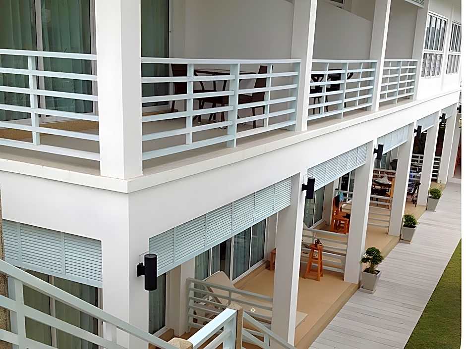 Baan Jeen Hotel Samroiyod Beach