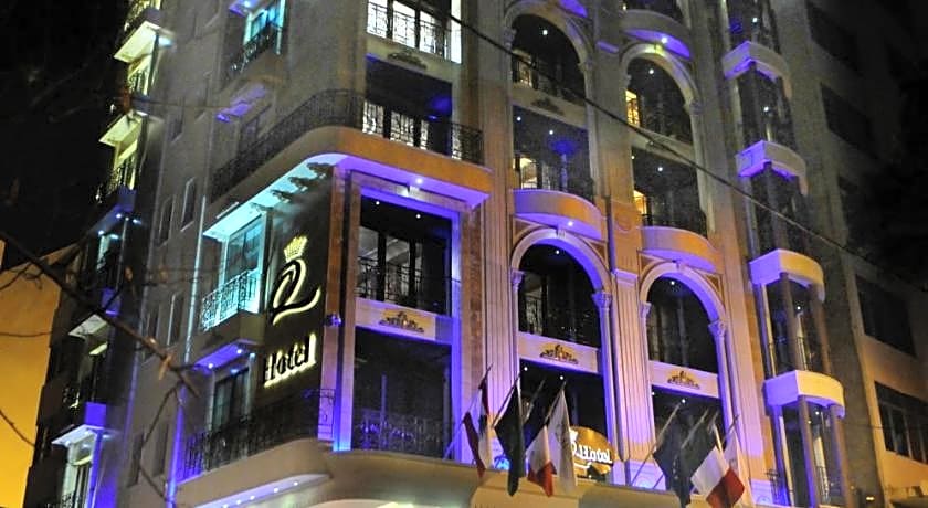 Q Hotel