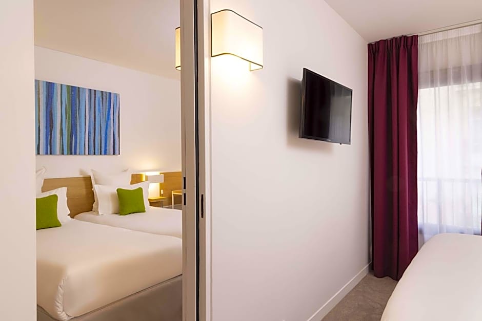 Hotel Paris Louis Blanc