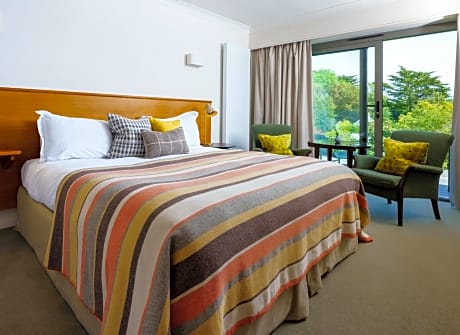 Deluxe Double  Room with Garden View and Terrace