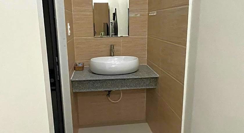 Khách sạn Thái Sơn