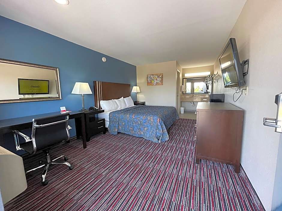 Econo Lodge Inn & Suites Enid South