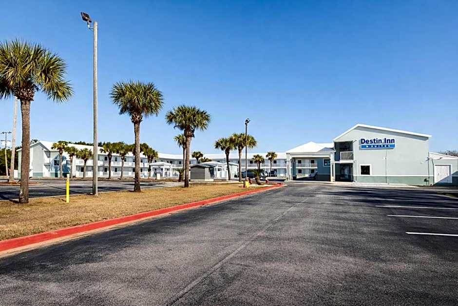 Destin Inn & Suites