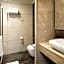 Lilium Hotel & Suites