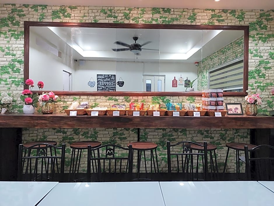 Apartelle near Philippine Arena