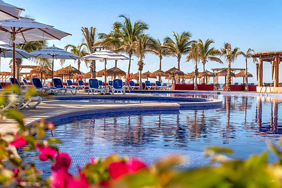 Grand Decameron Los Cabos, A Trademark All Inclusive Resort