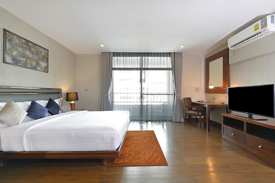 Grand Asoke Suites Boutique Residence