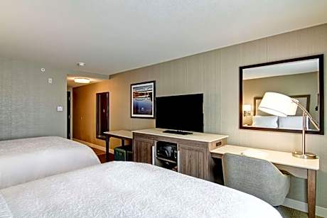 Queen Room with Two Queen Beds - Mobility Access/Non-Smoking