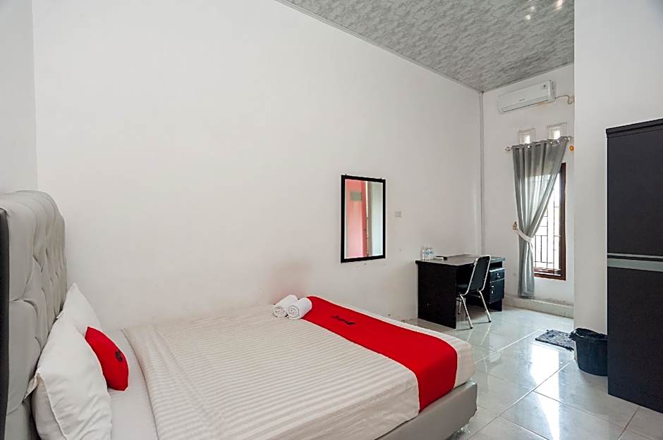 RedDoorz Syariah @ Jalan Panglima Polim Lampung