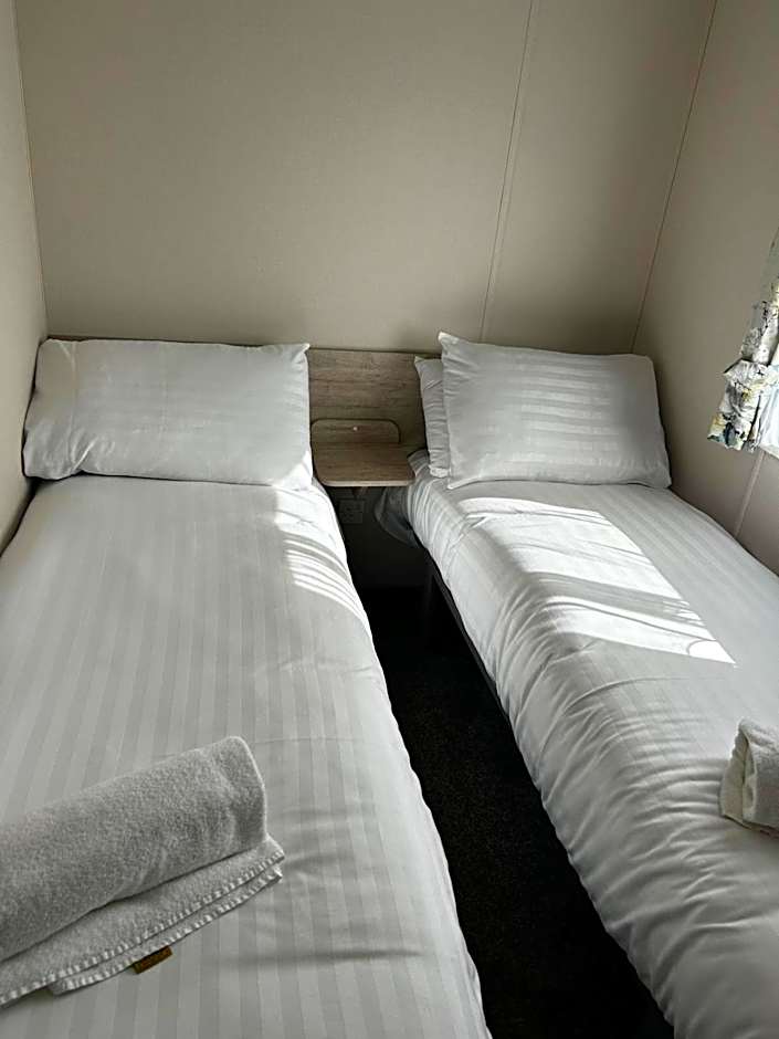 Burrowhead Holiday Village