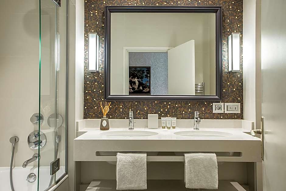 Hotel Des Saints Peres - Esprit de France