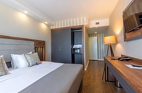 Superior Suite with Sea View