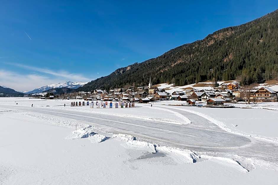 SeeHotel & SeeApartments Kärntnerhof- direkt am See!