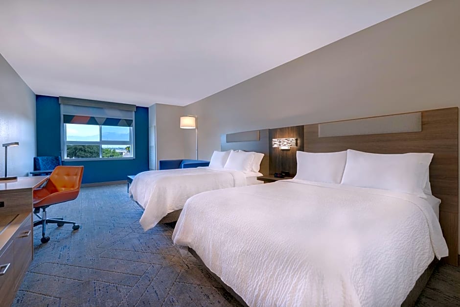 Holiday Inn Express & Suites Chino Hills, an IHG Hotel